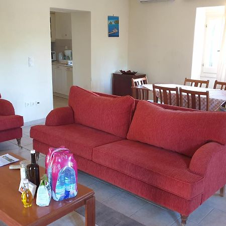 Olive Villas Anapaftíria Exteriér fotografie