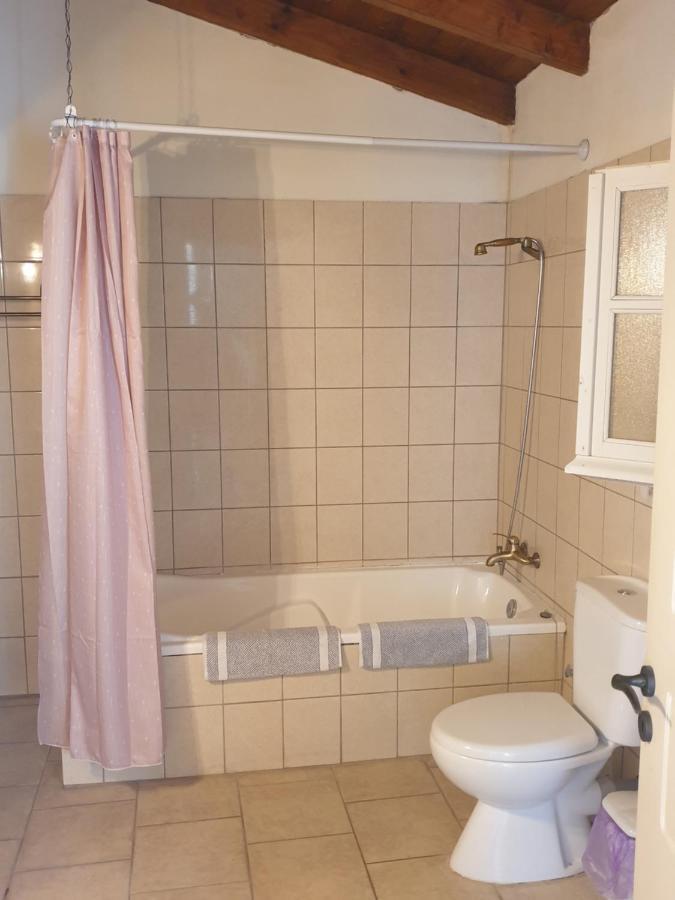 Olive Villas Anapaftíria Exteriér fotografie