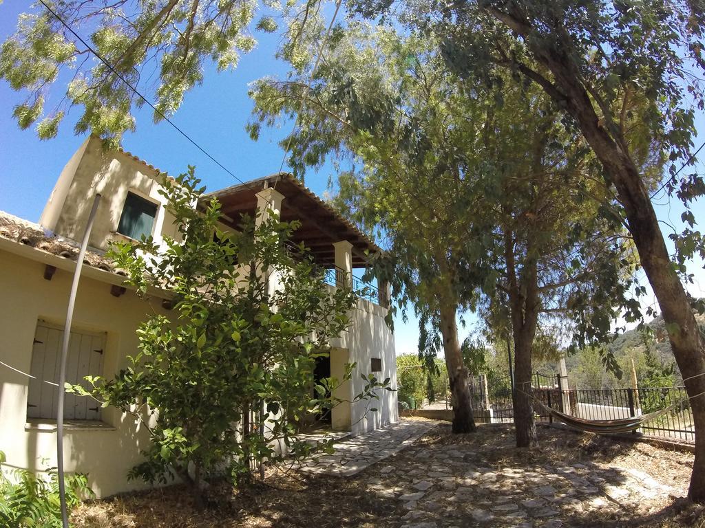 Olive Villas Anapaftíria Exteriér fotografie