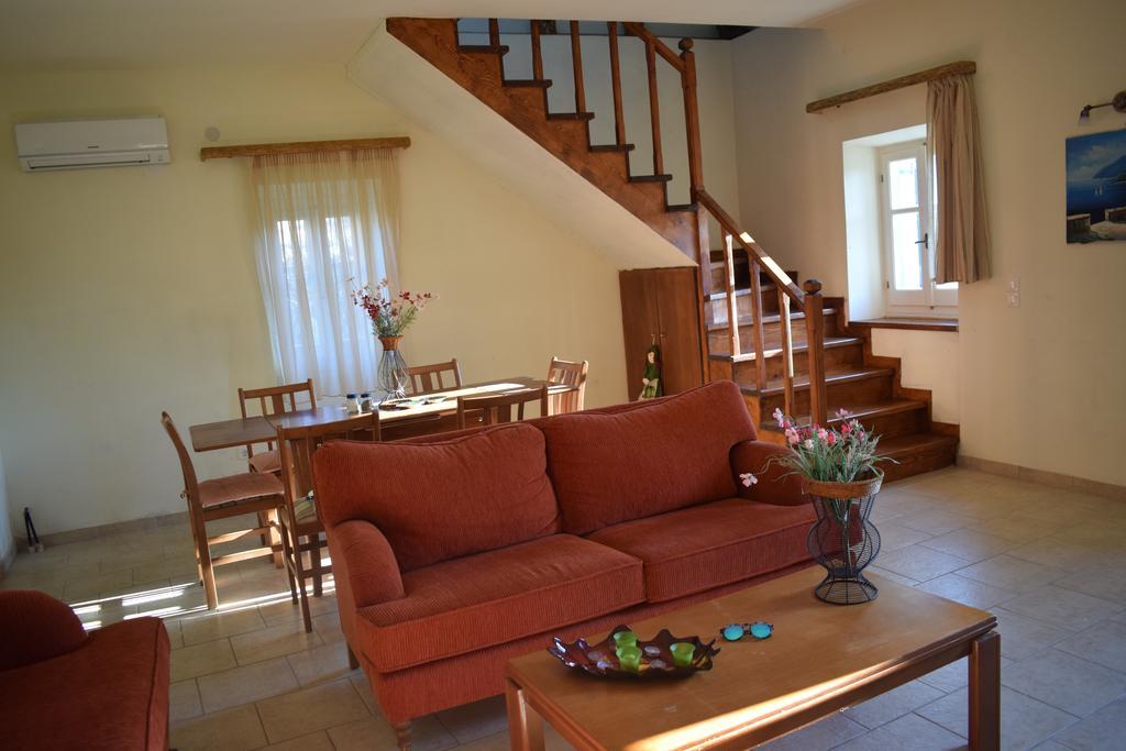 Olive Villas Anapaftíria Exteriér fotografie